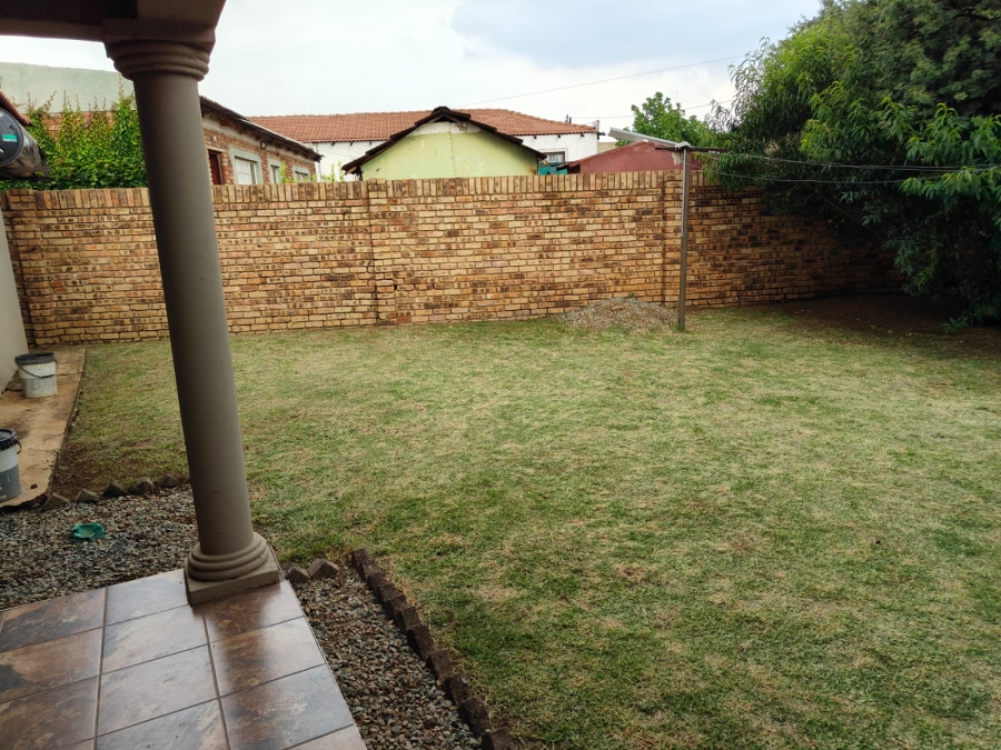 2 Bedroom Property for Sale in Promosa North West